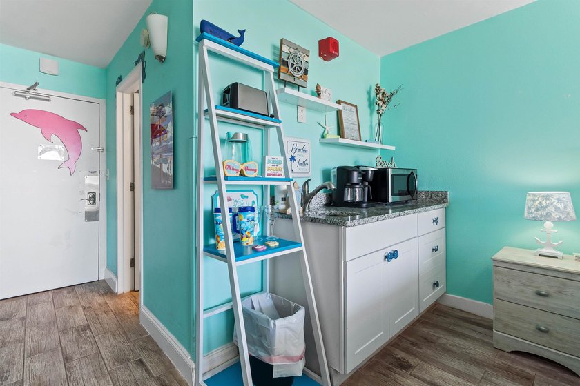 This is it! One of the lowest-priced oceanfront condos currently - photo 9