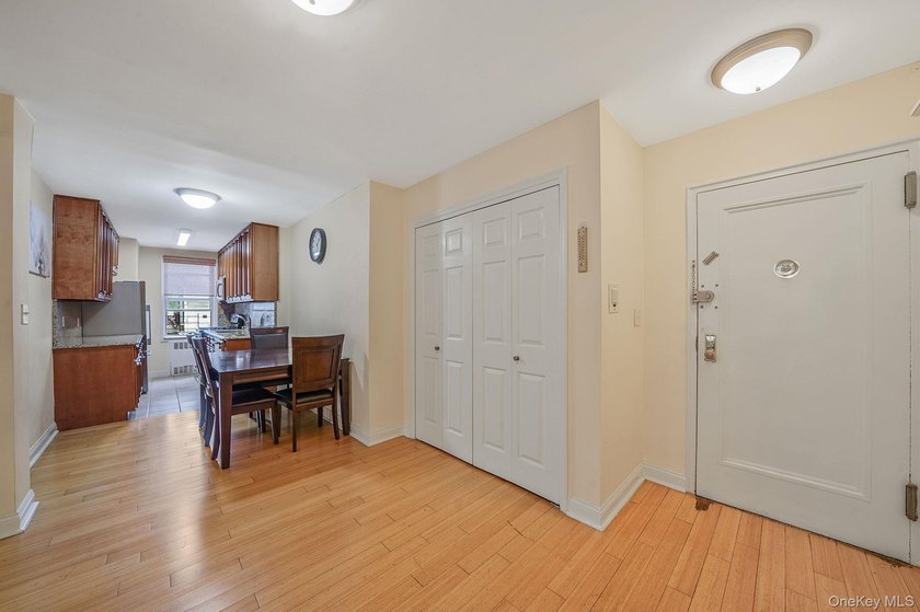 Welcome to The Boulevard Apartments-one of Forest Hills' most - photo 11