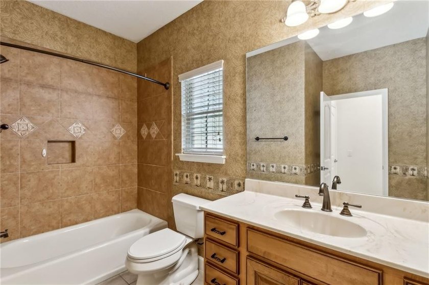Welcome to The Sanctuary in Osprey Cove, where low-maintenance - photo 35