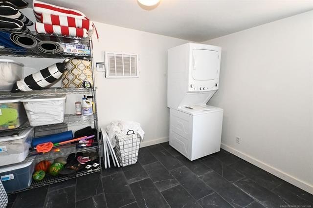 A Touch of Modern - Fully Furnished &amp; Remodeled Near Lake - photo 36