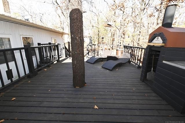 A Touch of Modern - Fully Furnished &amp; Remodeled Near Lake - photo 42