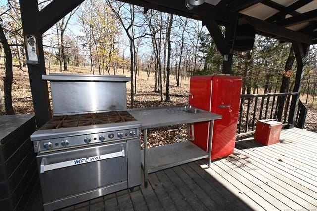 A Touch of Modern - Fully Furnished &amp; Remodeled Near Lake - photo 44