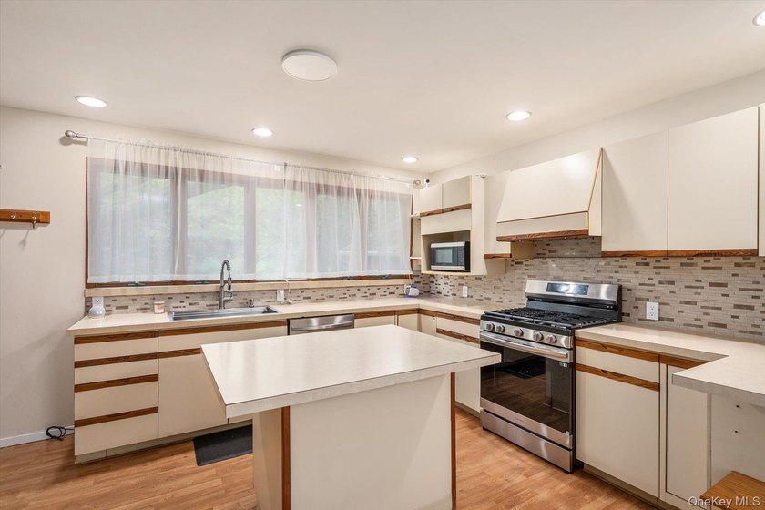 This is a ONE OF A KIND Home - Set on one of Merrick's deepest - photo 10