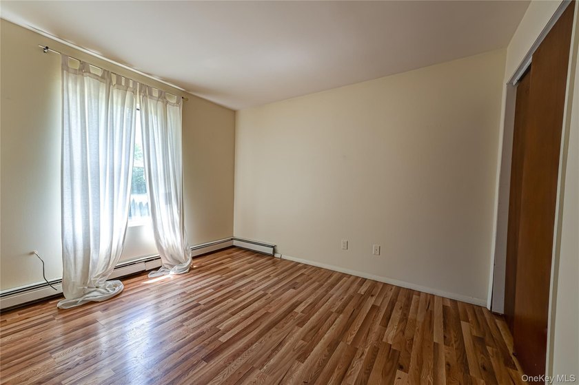 This Hi-Ranch style home offers 2 bedrooms and 1 full bathroom - photo 9