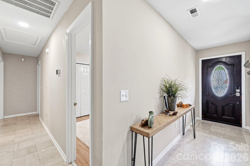 Discover modern luxury and versatility in this stunning 5 - photo 5
