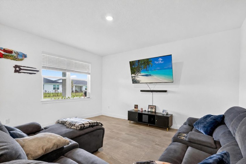 Welcome to this beautifully maintained one-story home in - photo 11