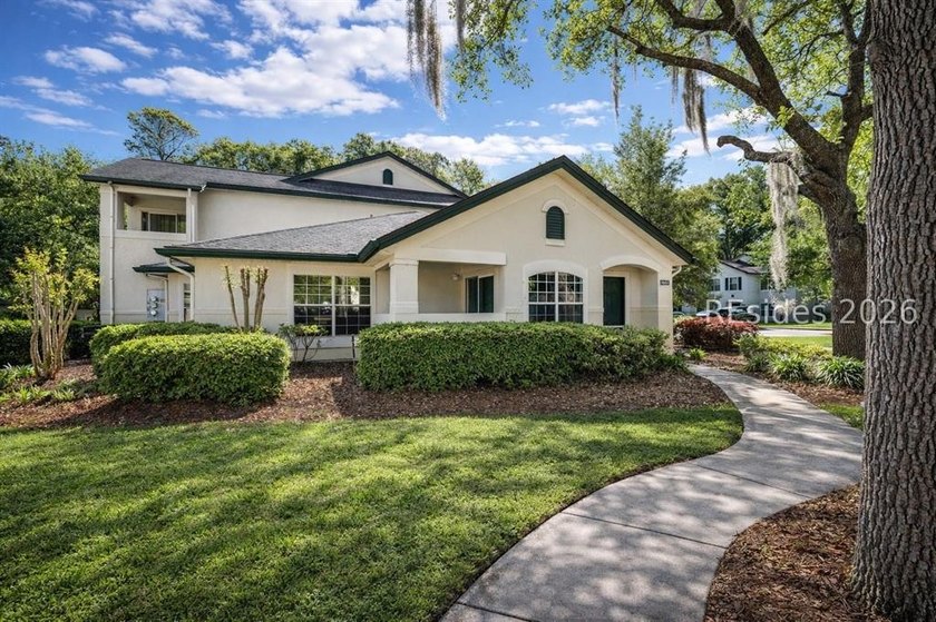 Set within the GATED COMMUNITY of Plantation Point, Unit 1601 - photo 6