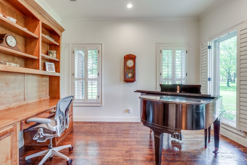 30 impeccably maintained acres in Aledo ISD offering a rare - photo 32