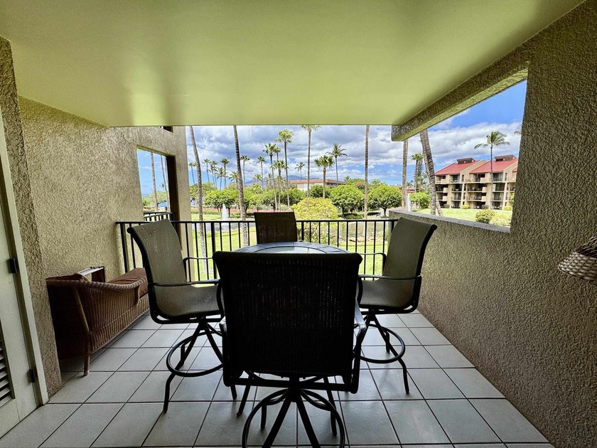 Welcome to your Maui getaway at Kamaole Sands, Building 10! This - photo 8