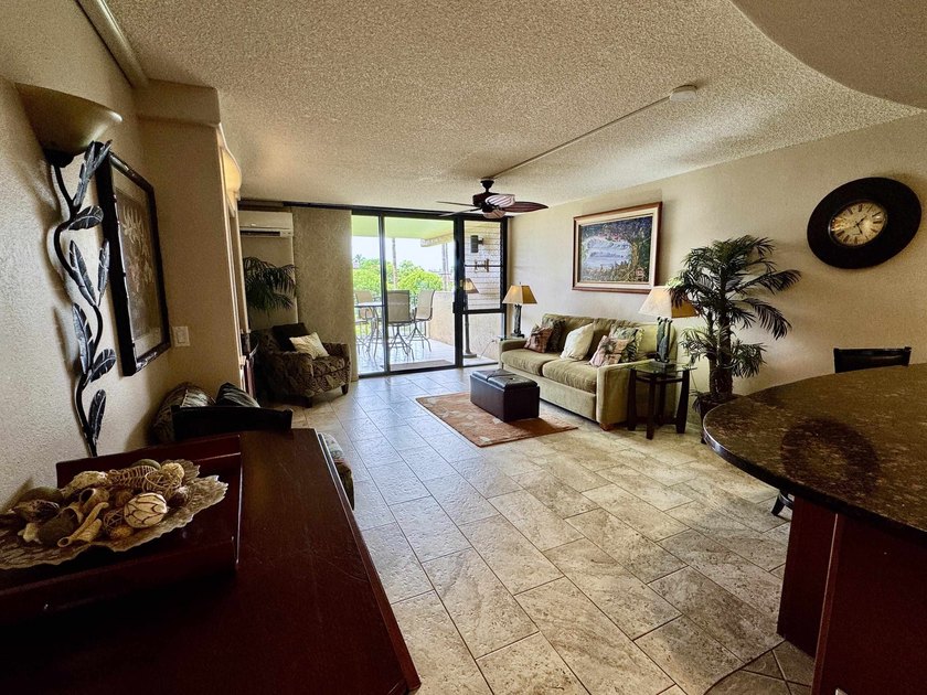 Welcome to your Maui getaway at Kamaole Sands, Building 10! This - photo 10