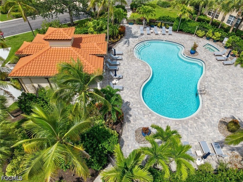 Stunning top-floor coach home in Coronado at Gulf Harbour Yacht - photo 42