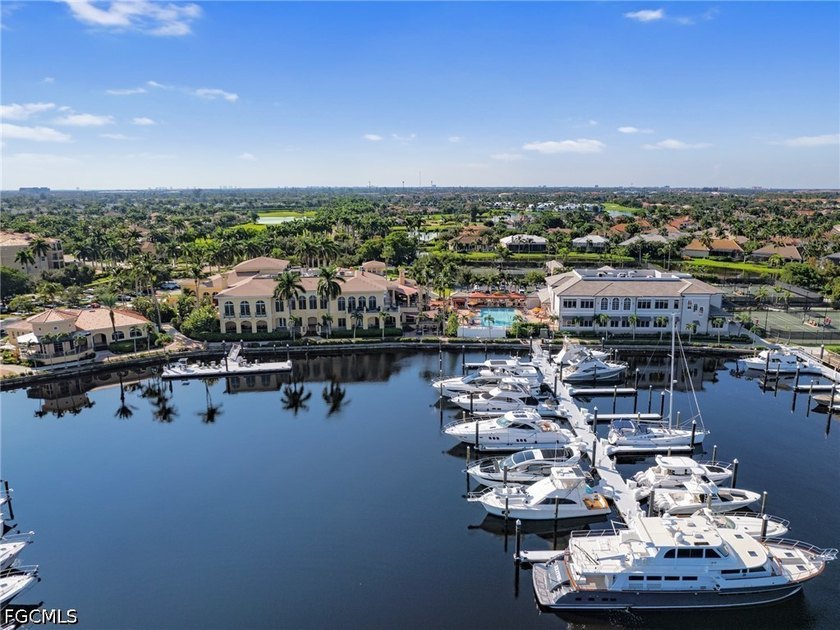 Stunning top-floor coach home in Coronado at Gulf Harbour Yacht - photo 49