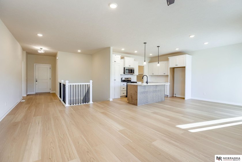 Discover The Malibu ranch by The Home Company-an open-concept - photo 3