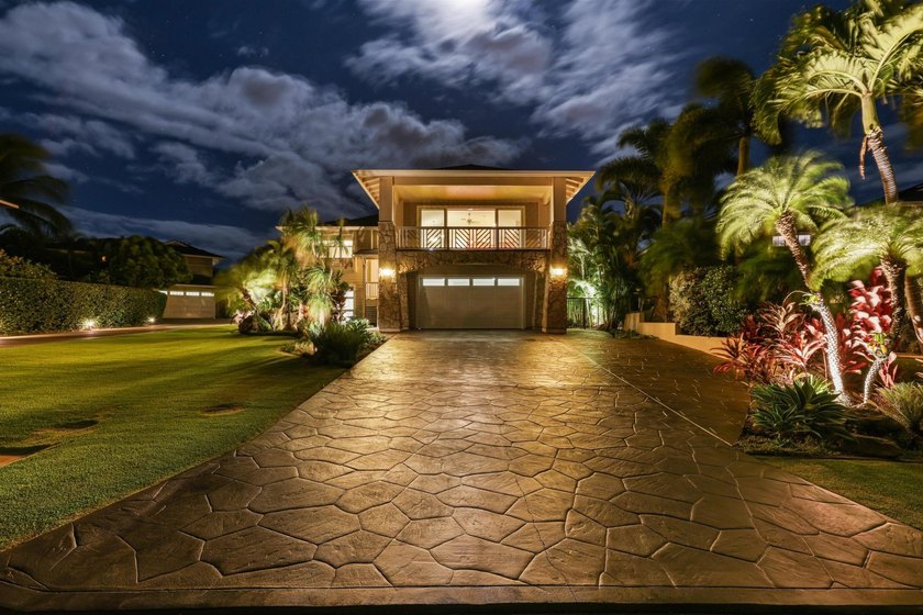 ORIGINAL OWNERS | FIRST TIME EVER ON THE MARKET | IMPECCABLE - photo 3