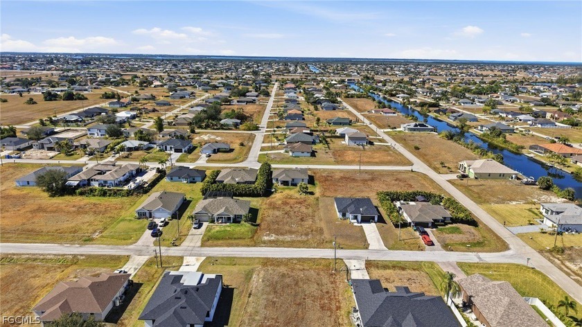 An opportunity to own land in Northwest Cape Coral. This lot - photo 3