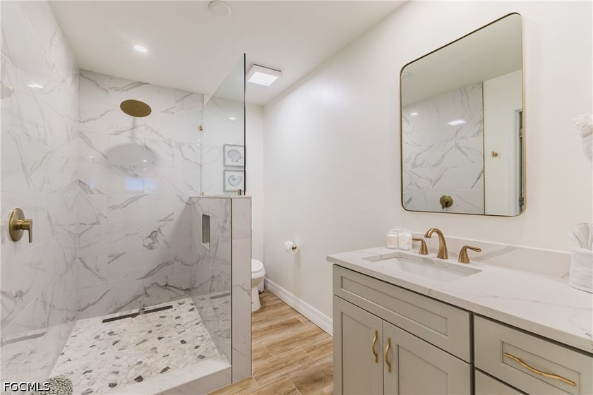 A Truly Unique Cape Coral Property! Welcome to *Tradewinds*, a - photo 26