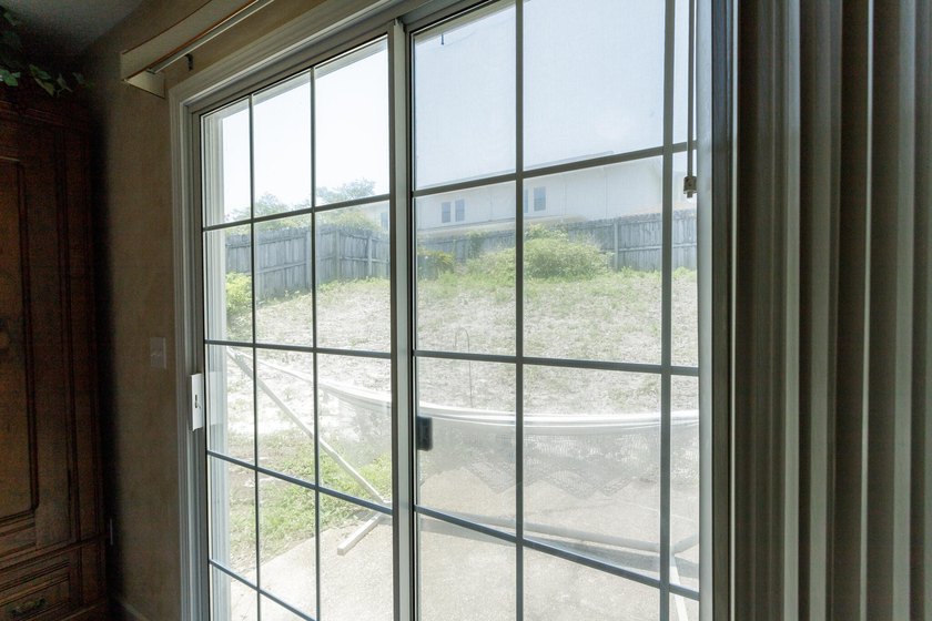 Located in the heart of Destin, within a few miles from the - photo 8