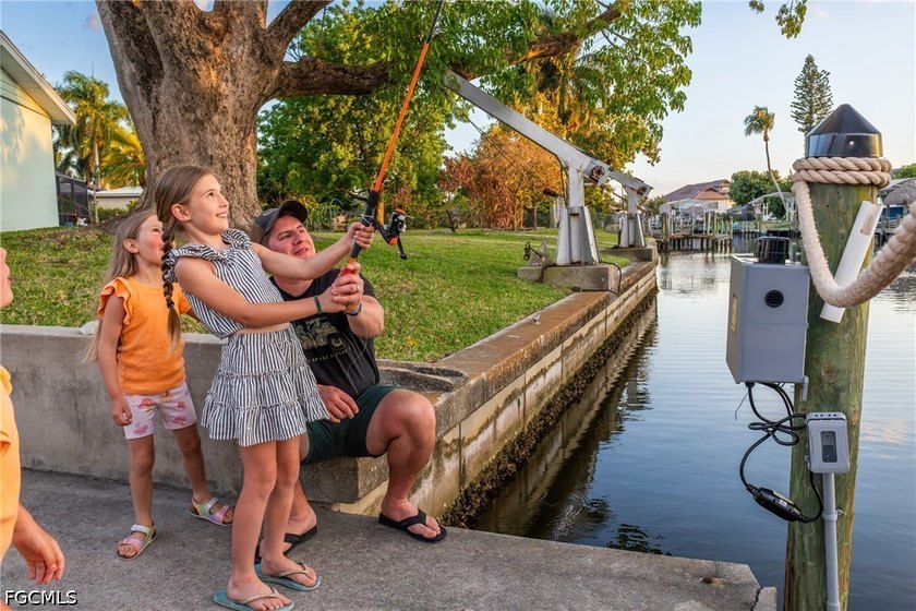 A Truly Unique Cape Coral Property! Welcome to *Tradewinds*, a - photo 44