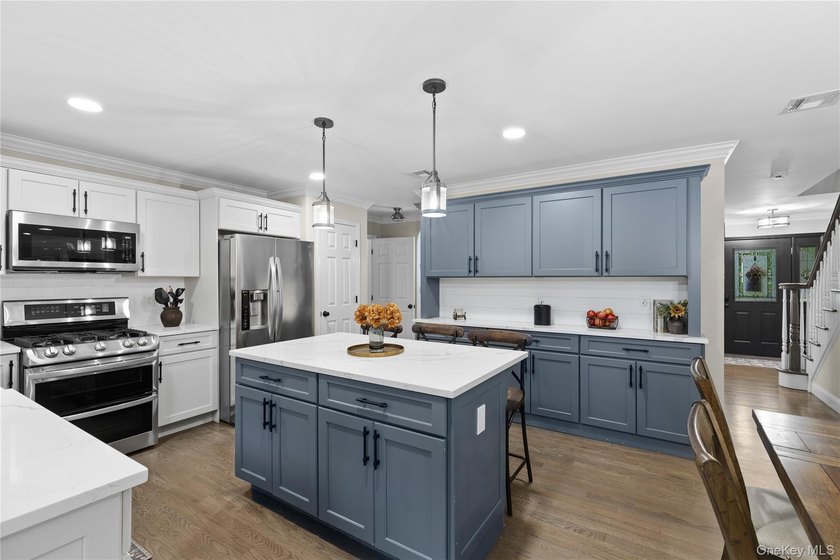 Say Hello To Your New Address!! Beautifully updated home - photo 16