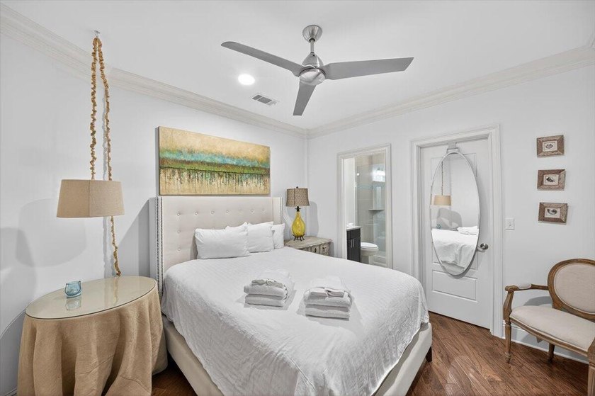 Step into coastal elegance in the popular Villa Lago community - photo 19