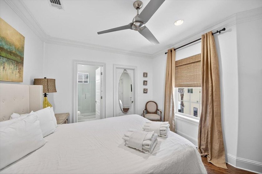 Step into coastal elegance in the popular Villa Lago community - photo 20