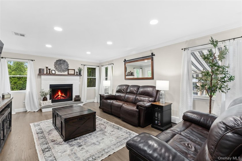 Say Hello To Your New Address!! Beautifully updated home - photo 20