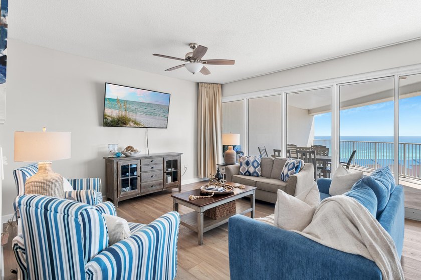 Experience breathtaking Gulf views from this beautifully - photo 4