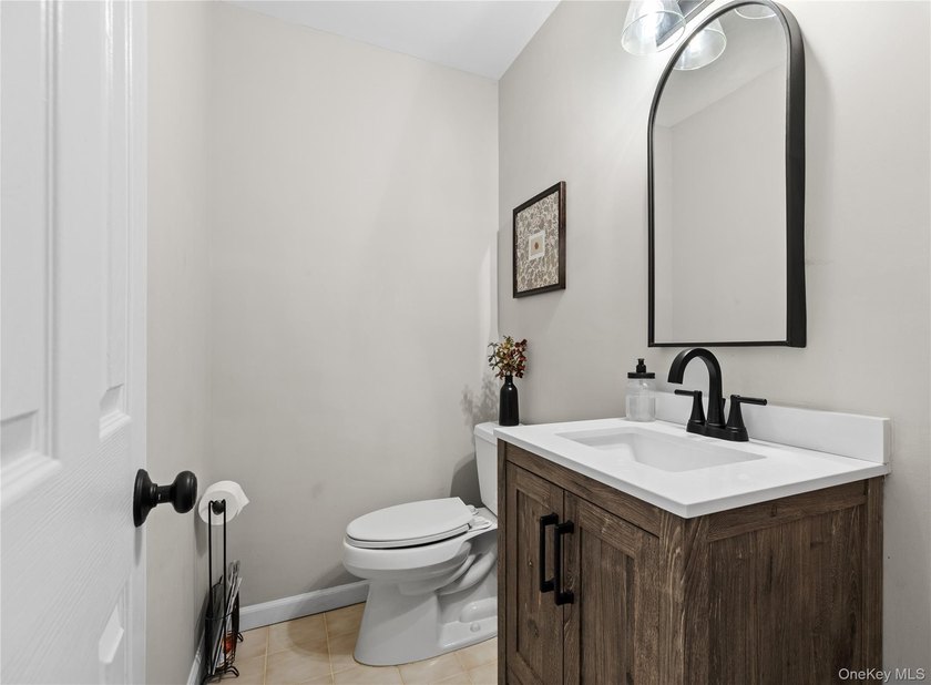 Say Hello To Your New Address!! Beautifully updated home - photo 26