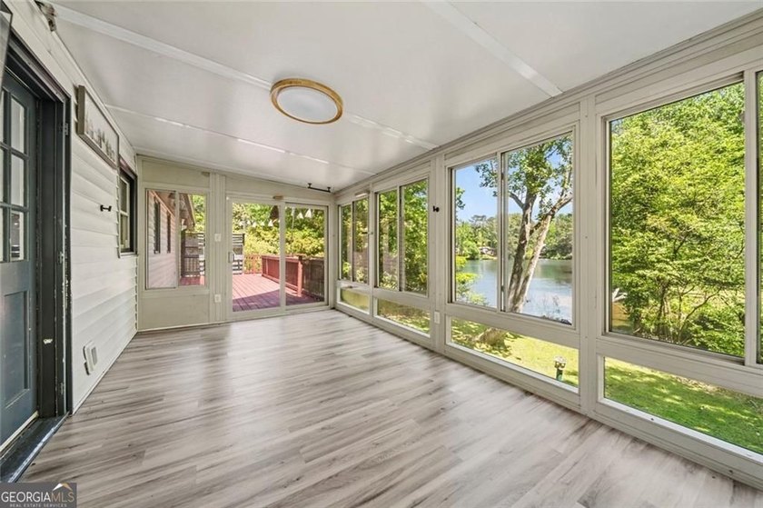 A beautifully maintained home with serene views of Canary Lake - photo 31