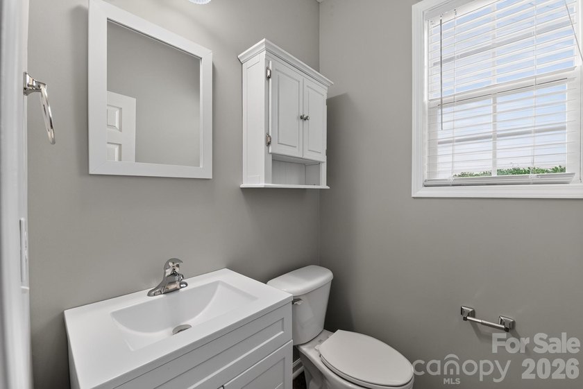 Well-maintained and move-in ready, this 5-bedroom, 2.5-bath - photo 11