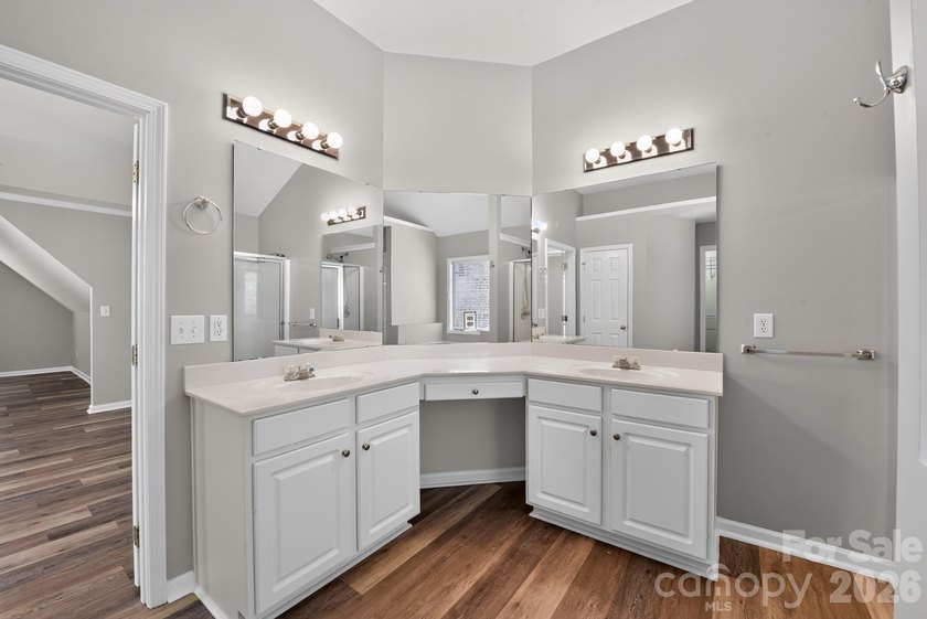 Well-maintained and move-in ready, this 5-bedroom, 2.5-bath - photo 13