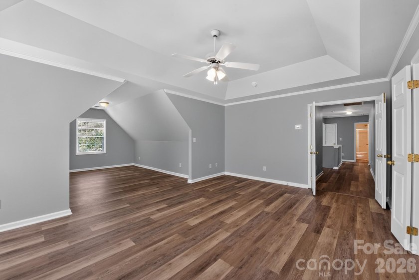 Well-maintained and move-in ready, this 5-bedroom, 2.5-bath - photo 17