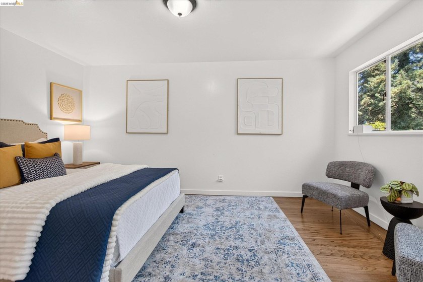 Welcome to 6138 Oakdale Avenue, located in the - photo 20
