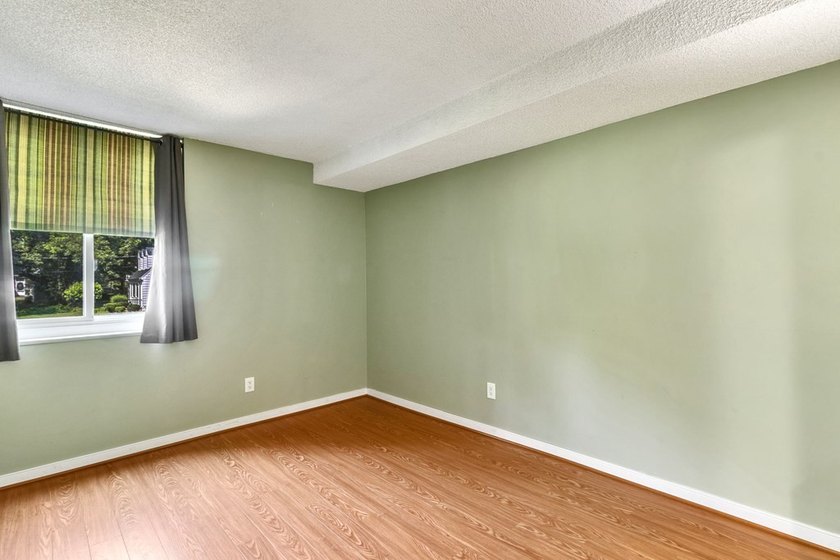 Where every day feels like a vacation! A Rare 3 bedroom, 2 bath - photo 17