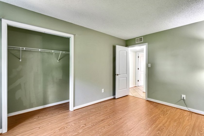 Where every day feels like a vacation! A Rare 3 bedroom, 2 bath - photo 20