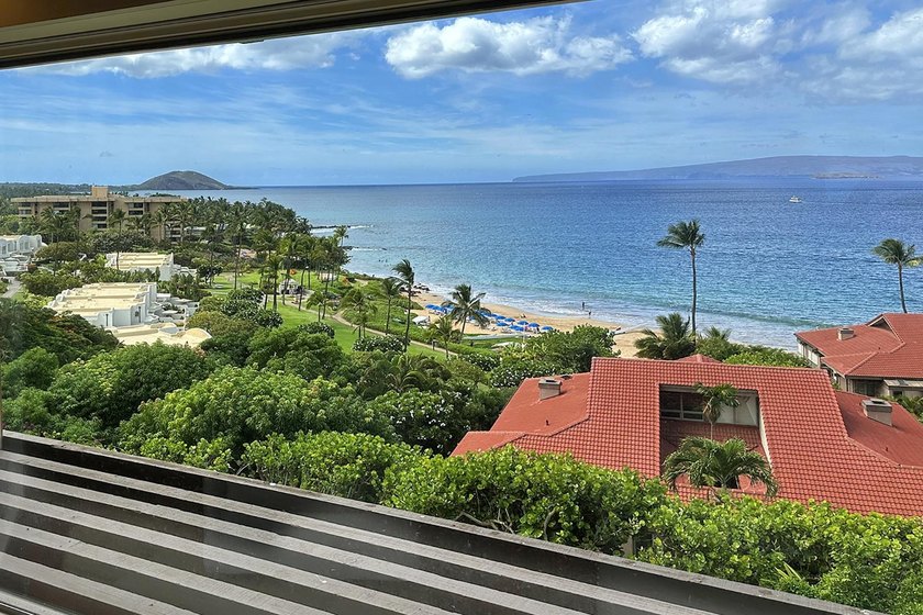 An absolutely exquisite property in every way, Residence 2802 at - photo 3