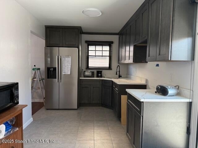 Welcome to 133 Northfield Ave Semi-attached house Bright and - photo 5