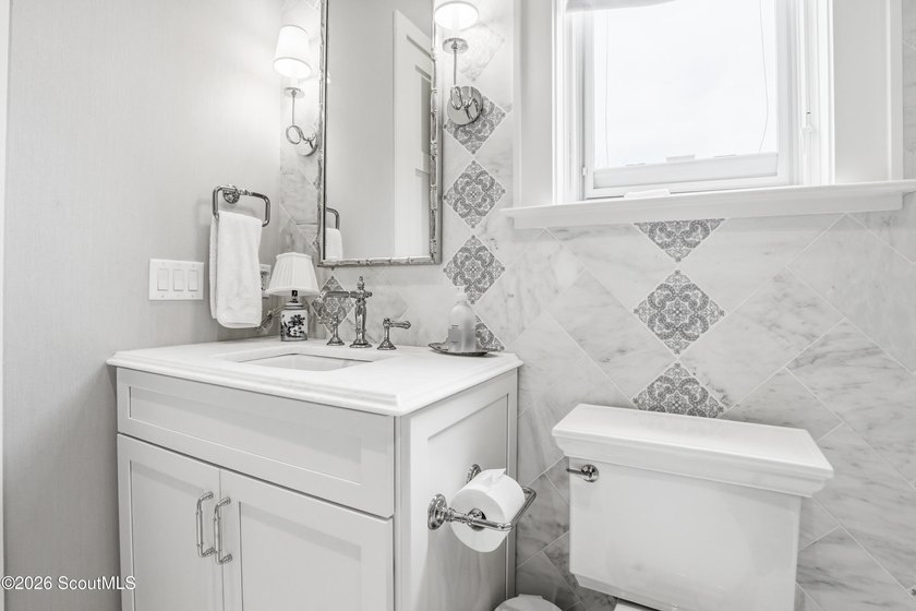 Gorgeous East Beach marsh front home! Custom built by top buider - photo 19