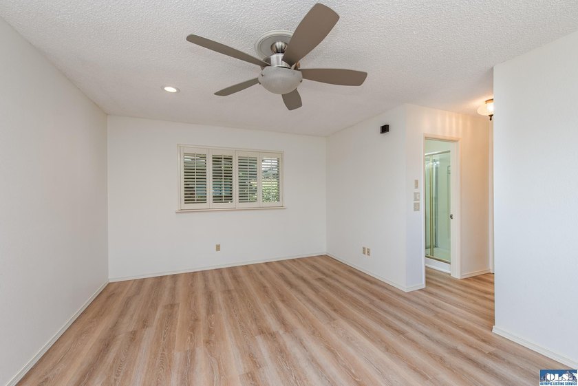 Single-level 2 bedroom, 2 bath condo with no age restriction in - photo 17