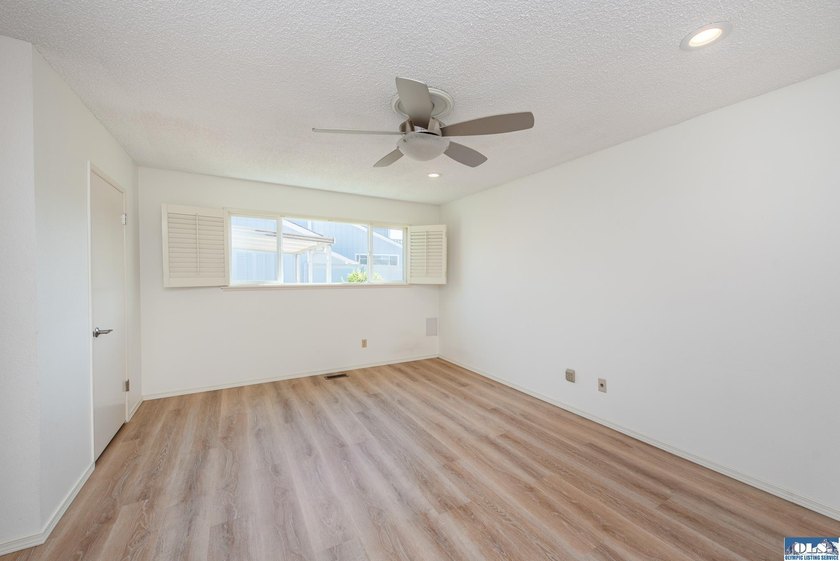 Single-level 2 bedroom, 2 bath condo with no age restriction in - photo 19