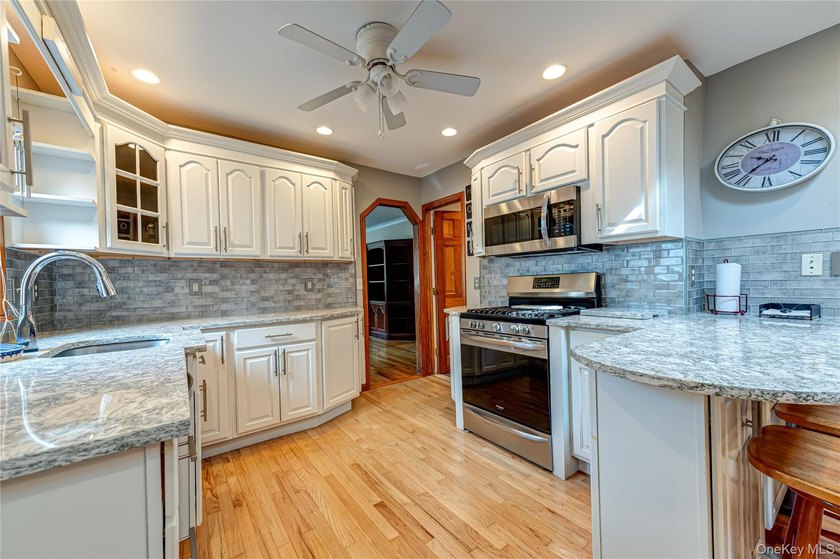 Welcome to 63 Joan Avenue, a spacious 1,588-square-foot ranch - photo 21