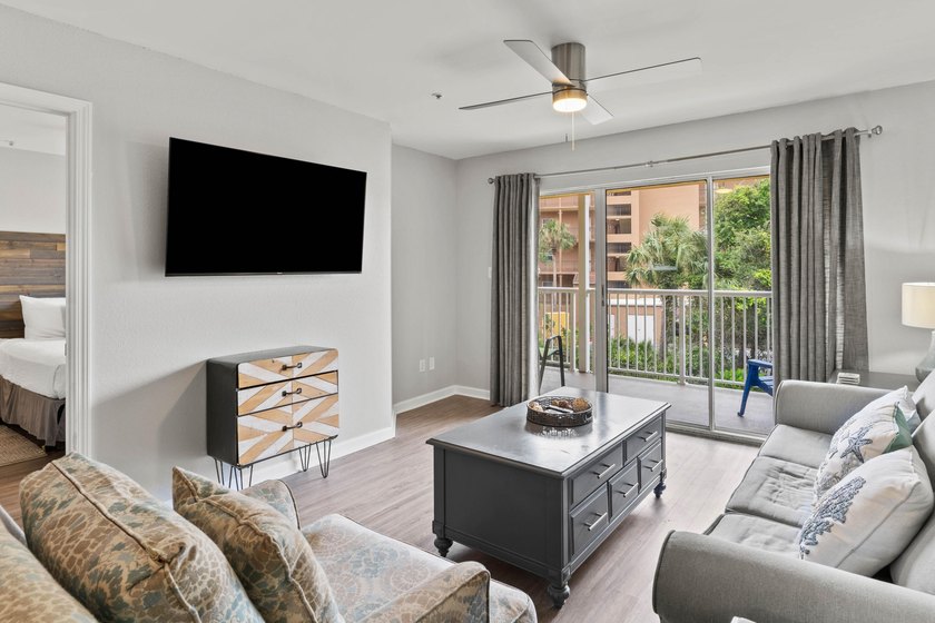 Step into your ultimate coastal getaway in beautiful Miramar - photo 4