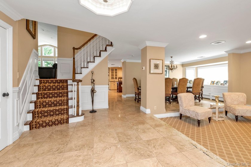 Welcome to 2114 Donna Drive. This big bold and beautifully - photo 3