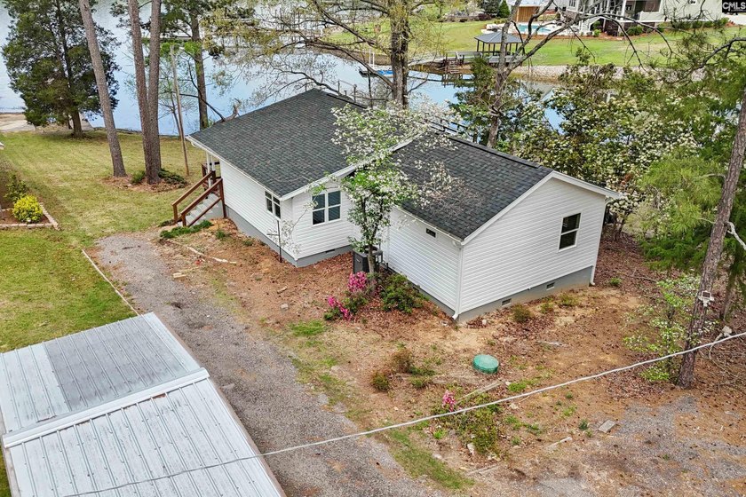 Lake Murray living meets investment potential! Beautifully - photo 35