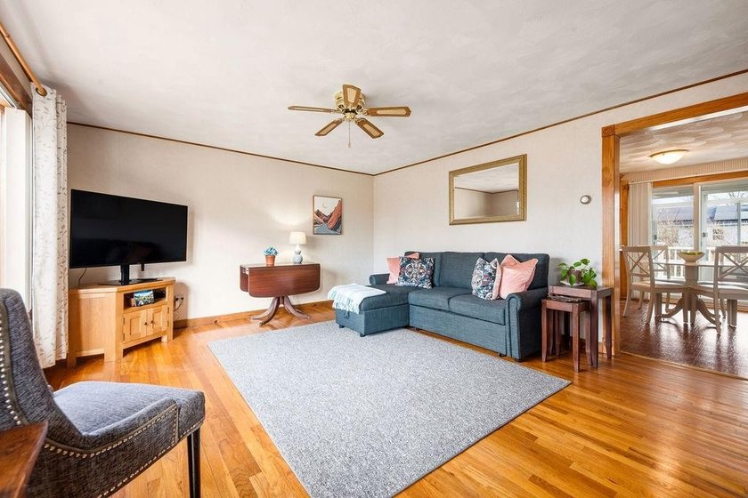 WARWICK, RI -- A classic New England Cape in sought after - photo 8