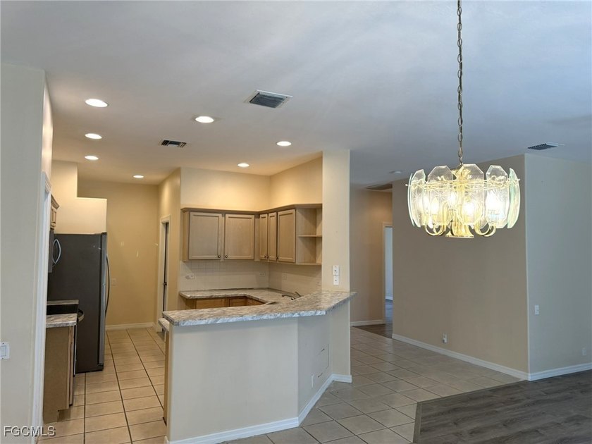 Fantastic Attached Villa with Garage at the Amazing Lexington - photo 3