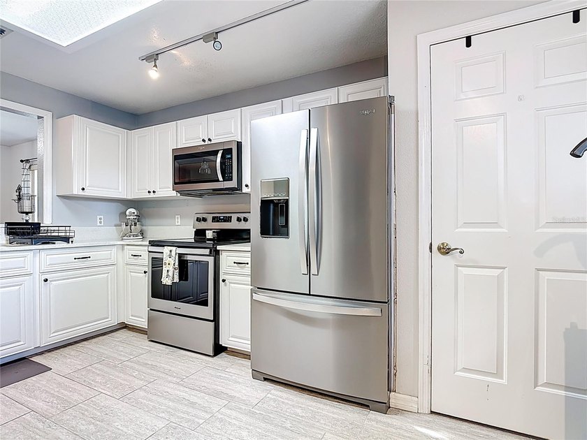 Under contract-accepting backup offers. Welcome to Spring Pines! - photo 19