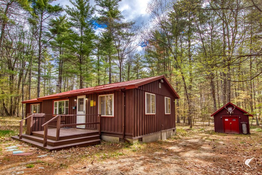 A beloved fisherman's getaway located in the Ausable Acres - photo 3