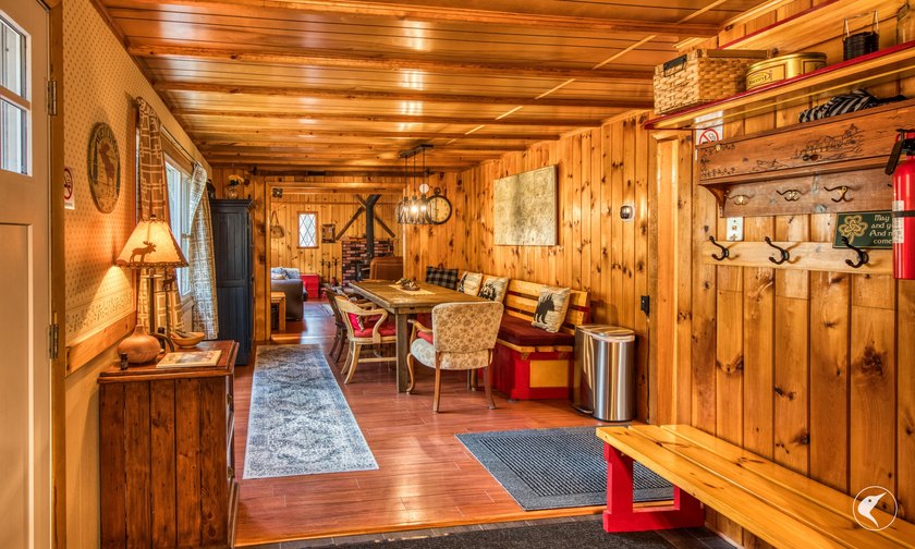 A beloved fisherman's getaway located in the Ausable Acres - photo 9