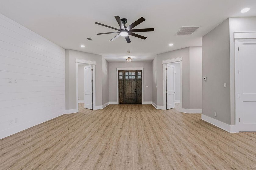 ***SELLER OFFERING $10,000 ANY WAY CREDIT TO BUYER WITH - photo 5